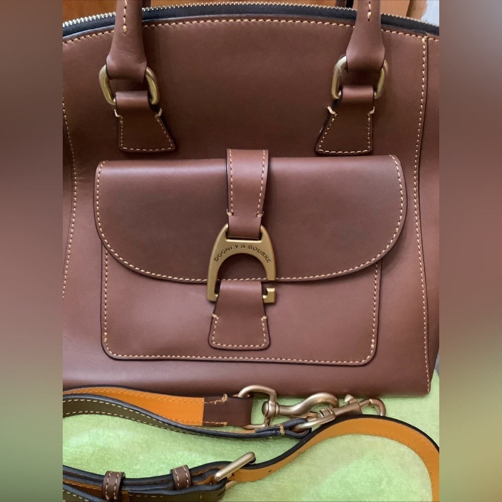 Dooney & Bourke Naomi Large Satchel Bag Caramel Brown Leather​​​​ - Picture 6 of 6